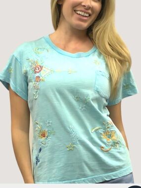 CAITE SHORT SLEEVE SEABREEZE EMBROIDERED TOP Medium